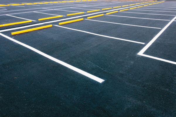 Asphalt Parking Lot Sealing in Spring