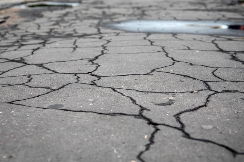 Pavement Crack Sealing