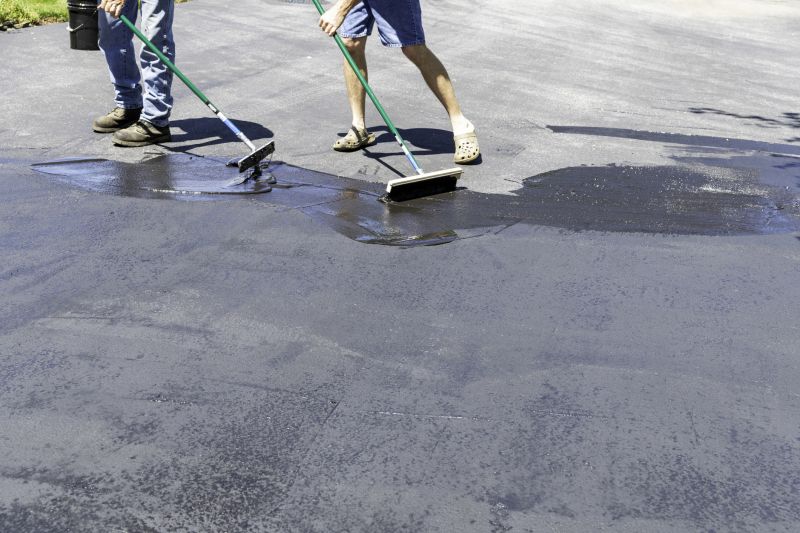 Residential Driveway Sealcoating